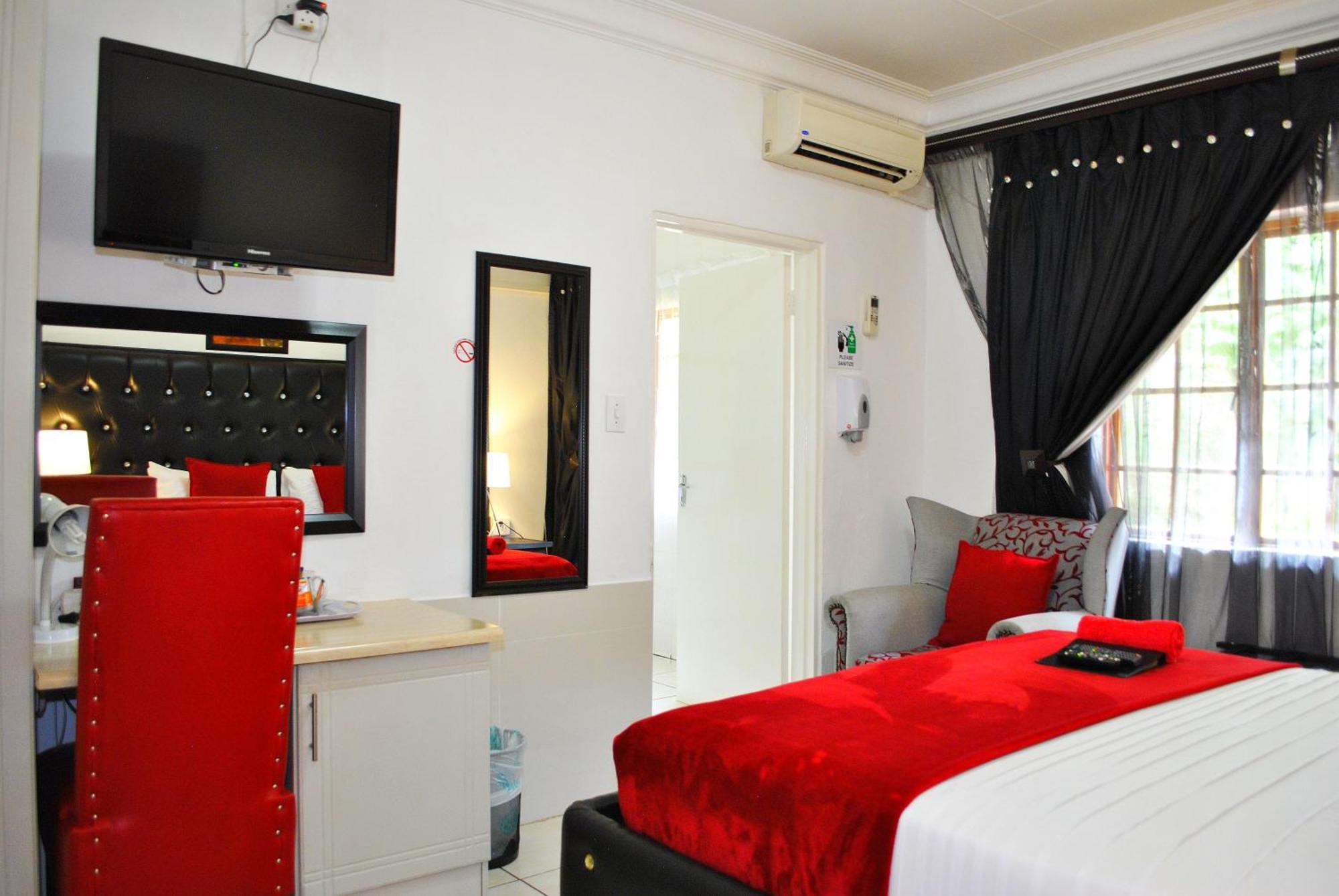 Lapologa Bed & Breakfast Tzaneen Exterior photo