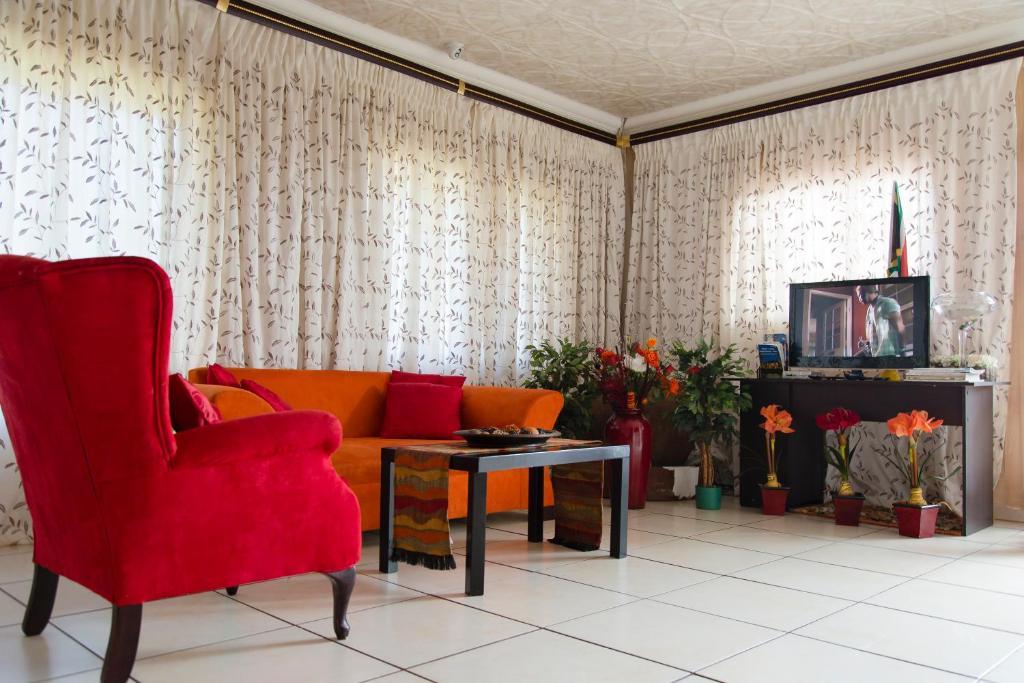 Lapologa Bed & Breakfast Tzaneen Exterior photo